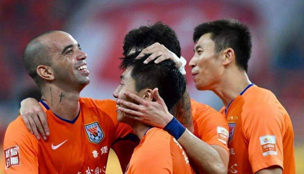 鲁能不敌对手，排名下滑引发球迷担忧